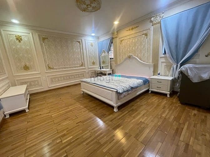 Hình ảnh Biệt Thự Sân Vườn Tân Cổ Điển 10x20m 3 tầng SÁT CV, GẦN ĐS 5 & TÊN LỬA