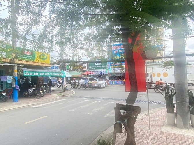 Hình ảnh Bán NHÀ 2 MẶT TIỀN Quận 9 Khu Phước Bình cách ĐỖ XUÂN HỢP chỉ 5M