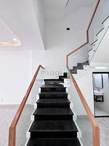 Hình ảnh Nhà bán MT Nguyễn Thành Phương 8,2 tỷ nhà 2 lầu 128m2 VÍP kinh doanh