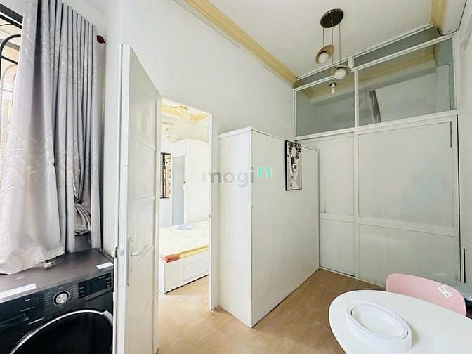 Hình ảnh 1 PHÒNG NGỦ BAN CÔNG bự chảng quận Bình Thạnh