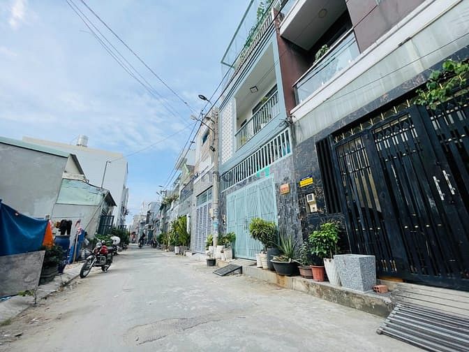 Hình ảnh P. Bình Chiểu, KPL , dân trí cao, HXH 8m 52m2 3T bán gấp chỉ 4.3 tỷ .