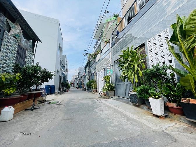 Hình ảnh P. Bình Chiểu, KPL , dân trí cao, HXH 8m 52m2 3T bán gấp chỉ 4.3 tỷ .