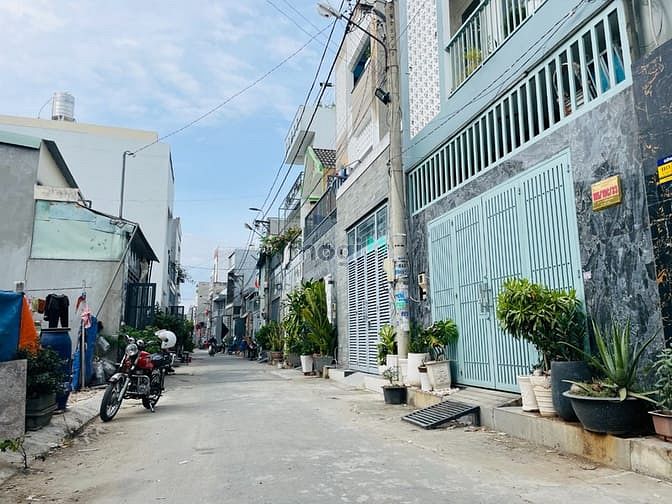 Hình ảnh P. Bình Chiểu, KPL , dân trí cao, HXH 8m 52m2 3T bán gấp chỉ 4.3 tỷ .