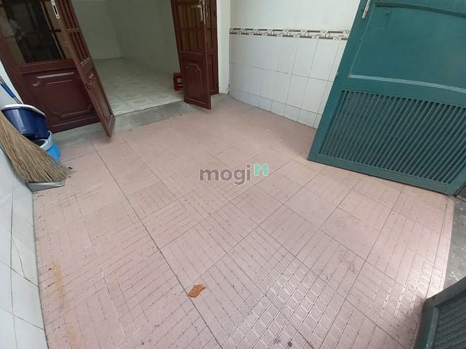Hình ảnh Cần cho thuê nhà 1 trệt 1 lầu hẻm xe hơi đường Tân Cảng (Gần Ga Metro)