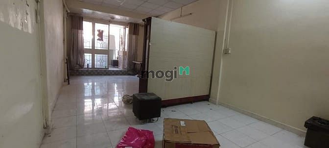 Hình ảnh Cần cho thuê nhà 1 trệt 1 gác 1 lầu hẻm xe hơi Nguyễn Văn Thương (D1)