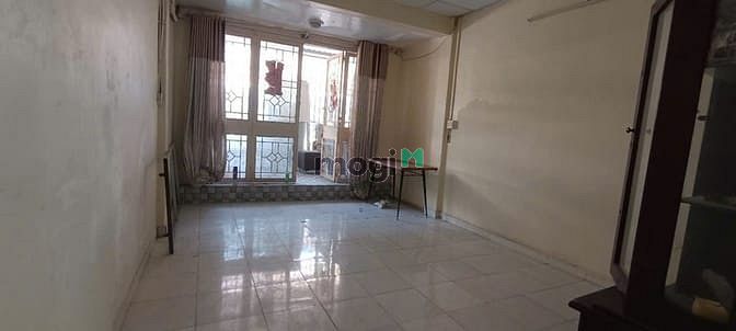 Hình ảnh Cần cho thuê nhà 1 trệt 1 gác 1 lầu hẻm xe hơi Nguyễn Văn Thương (D1)