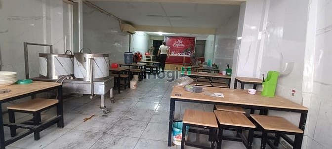 Hình ảnh Cần cho thuê nhà 1 trệt 1 gác 1 lầu hẻm xe hơi Nguyễn Văn Thương (D1)