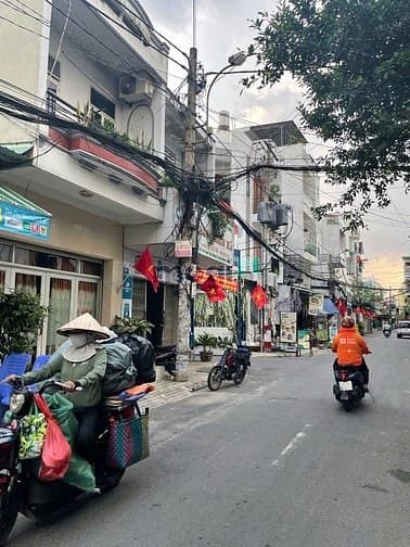 Hình ảnh Siêu phẩm đất K300 - Hẻm xe tải 5m - Giá tốt - Tặng nhà
