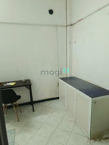 Hình ảnh Cho thuê phòng mặt tiền 188 Đinh Bộ Lĩnh, 17m2, đủ nội thất cơ bản, 2,