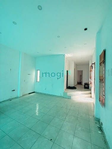 Hình ảnh Nhà sát mặt tiền Đất Thánh - Tiềm năng tăng giá mạnh