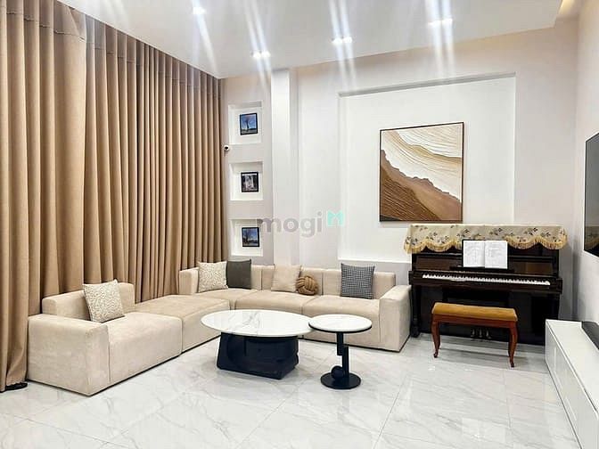 Hình ảnh Bán biệt thự siêu đẹp 341m2, Hoàng Văn Thụ Đà lạt gần làng hoa Vạn Thà