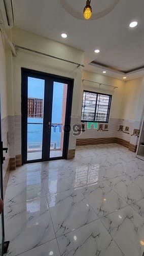 Hình ảnh Cho Thuê Nhà Tân Bình - Phạm Văn Hai - Hẻm Ba Gác - 4PN - 13Triệu