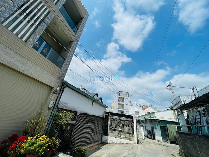 Hình ảnh P. Linh Xuân, nhà HXT 123m2 rộng 5.4m, gần PVĐ, bán gấp chỉ 5.5 tỷ.