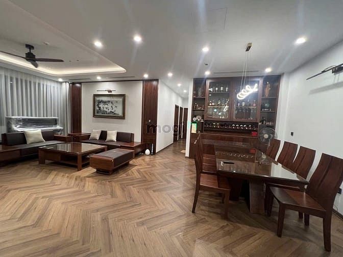 Hình ảnh Gia đình chuyển công tac bán gấp căn góc 30T1 Nguyễn Chánh – 76m²