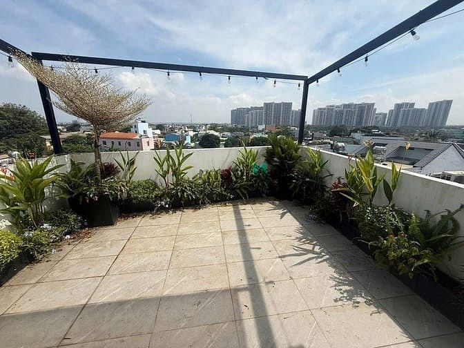 Hình ảnh Bán Nhà 1 Trệt 2 Lầu, Sân Thượng, Đường Nguyễn Xiển, Long Thạnh Mỹ