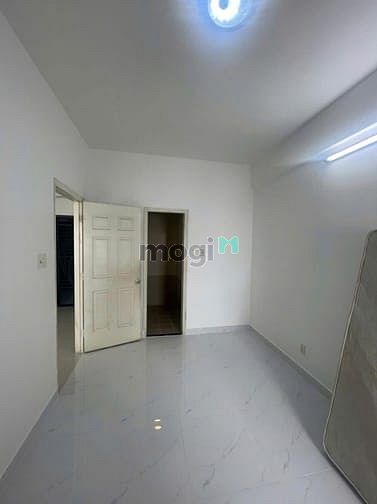 Hình ảnh Chung cư Bàu Cát, 70m2, Bancong, NTCB, Giá 10tr5/th, Nhà sạch sẽ, 70m2