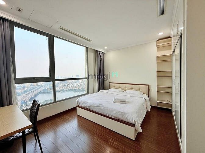 Hình ảnh Bán căn góc 4PN -giá tốt nhất TT LANDMARK 6 VINHOME CENTRAL PARK 4PN
