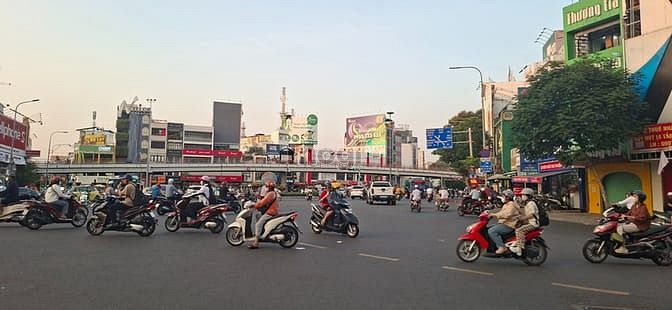 Hình ảnh 5 TẦNG MẶT T IỀN ĐƯỜNG Lê Văn Sỹ - ngay vòng xoay ngã 6  3.5m X 9m 5T