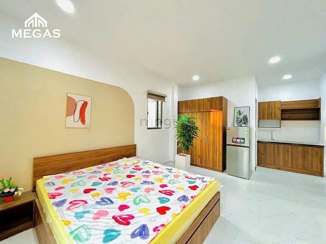 Hình ảnh 🏡Ban công riêng - Tách bếp - Full nội thất - Ngay Tô Ký - CVPM