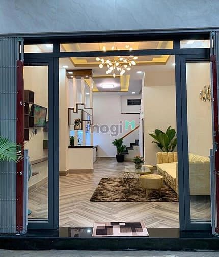 Hình ảnh Bán gấp nhà hẻm oto Lê Hồng Phong, Q10. Giá 2830 triệu,2phòng, Full NT