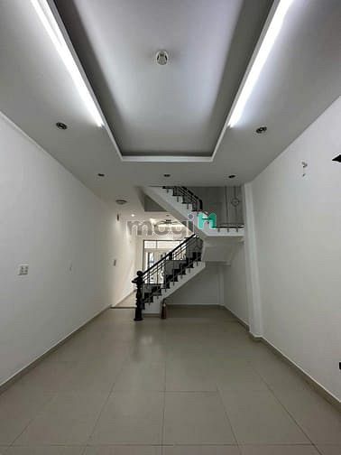 Hình ảnh Bán gấp nhà hẻm ÔTO 4m NGÔ GIA TỰ P.9 Q.10 2,360Tr (TL) 4.5x12m ở ngay