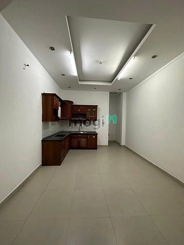 Hình ảnh Bán gấp nhà hẻm ÔTO 4m NGÔ GIA TỰ P.9 Q.10 2,360Tr (TL) 4.5x12m ở ngay