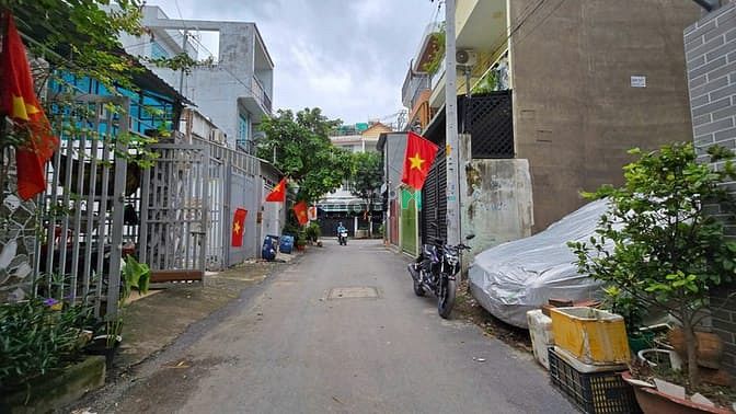 Hình ảnh Bán lô đất đường thông hẻm 55 Lò Lu ,  ngay ngã 3 lò lu .Trường thạnh