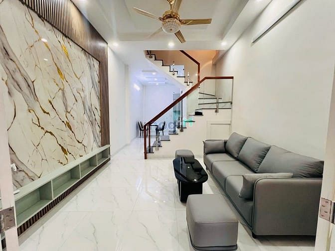 Hình ảnh HẺM DÂN TRÍ nhà Nguyễn Cửu Vân,BThạnh,dt:31.5m2,2PN 2WC Giá: 1 tỷ 880