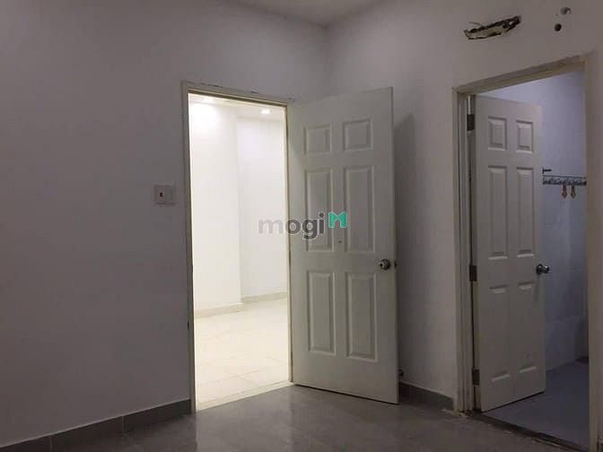 Hình ảnh Căn 3p ngủ, rộng 110m2-Chung cư Miếu Nổi giá 15tr/th