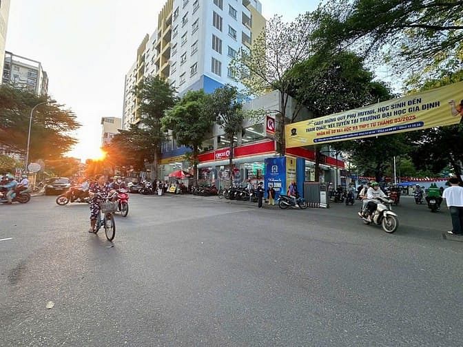 Hình ảnh Nhà MTKD 5L Nguyễn Văn Công 86m2 ngang 4.3m KD Trang Chủ MB66.COM / Đăng Ký Tặng 66K TN 50tr 15.6 tỷ