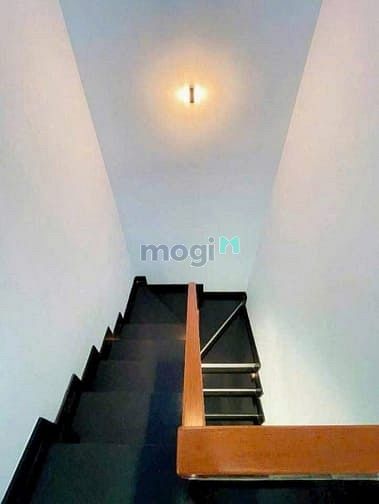 Hình ảnh Bán gấp nhà đẹp MT Phú Thuận, Q7 43m2 Giá 1.3T TL Sổ Sẵn hẻm xe hơi 4m
