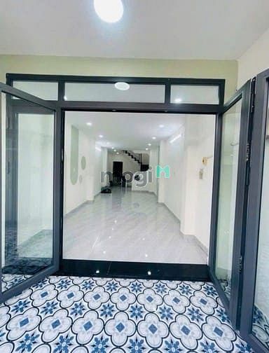 Hình ảnh Phan Xích Long , 3PN, giếng trời, ban công thoáng mát – 39m² – 2.12 tỷ