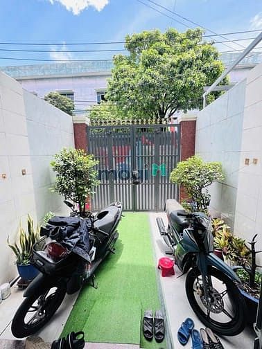 Hình ảnh Nhà đẹp đường 8m - gần ga metro 2 - ga T3 - Tân BÌNH