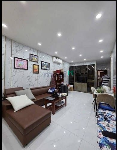 Hình ảnh Bán nhà Trần Quốc Thảo khu dân trí cao Giá 1.95tỷ 42m2 an ninh HXH