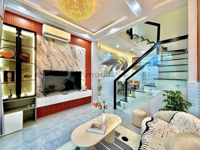 Hình ảnh 🍒Định Thổ Địa🍒 Siêu phẩm Phan Văn Trị 5PN 4 Lầu Đúc Nở hậu H3G thông