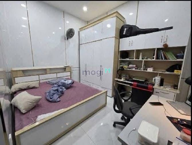 Hình ảnh Nhà đẹp đường 3 Tháng 2 khu sầm uất Q10 47m2 giá 1.77tỷ HXH an ninh
