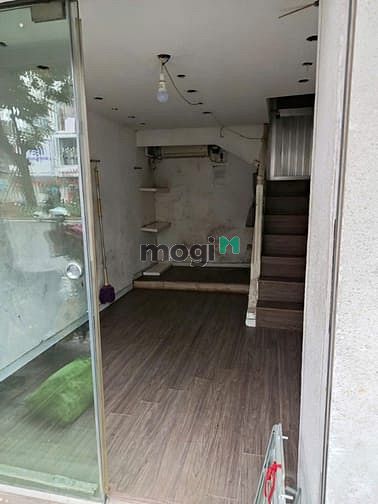 Hình ảnh Cho thuê nhà mặt phố 135 Kim Mã, giá cả có thương lượng