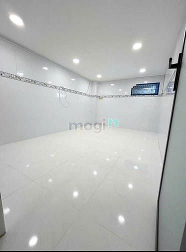 Hình ảnh Cho Thuê Nhà Quận 10 - Hòa Hảo - 5 PN - 13 Triệu