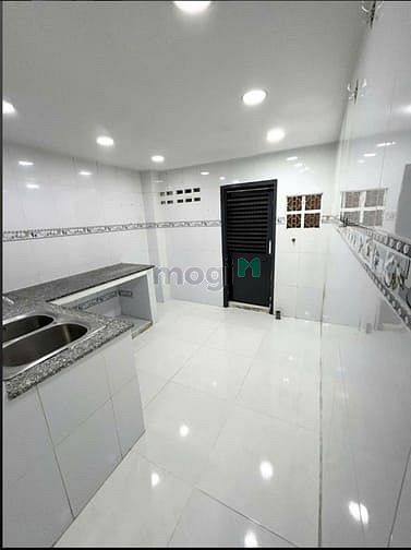 Hình ảnh Cho Thuê Nhà Quận 10 - Hòa Hảo - 5 PN - 13 Triệu