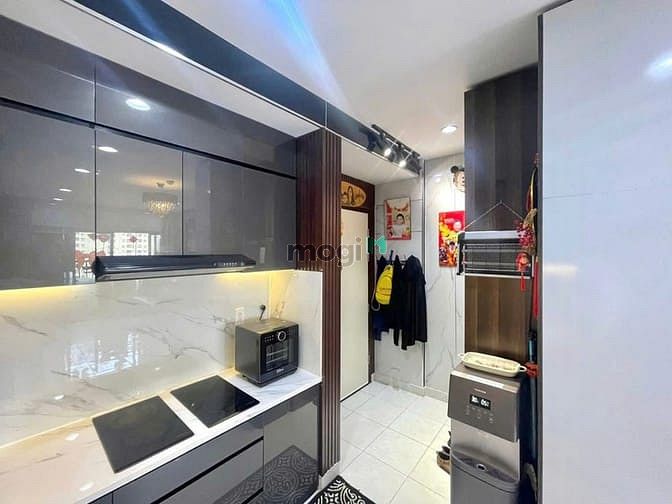 Hình ảnh Chung cư Babylon Âu Cơ – Tiện ích hiện đại – 3 phút sang Tân Bình – 2P