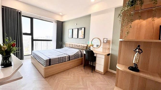 Hình ảnh Bán gấp CH SAIGON ROYAL q4 – 2PN 2WC  Diện tích 92m2, nội thất đủ SHR