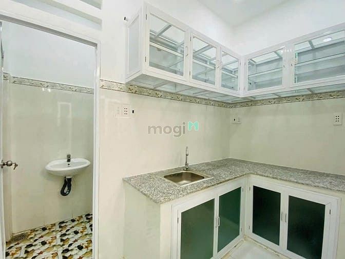 Hình ảnh Cần tiền bán gấp Nhà HXH AN DƯƠNG VƯƠNG P.8 Q5, Giá 1,350Tr(TL) 33.9m2