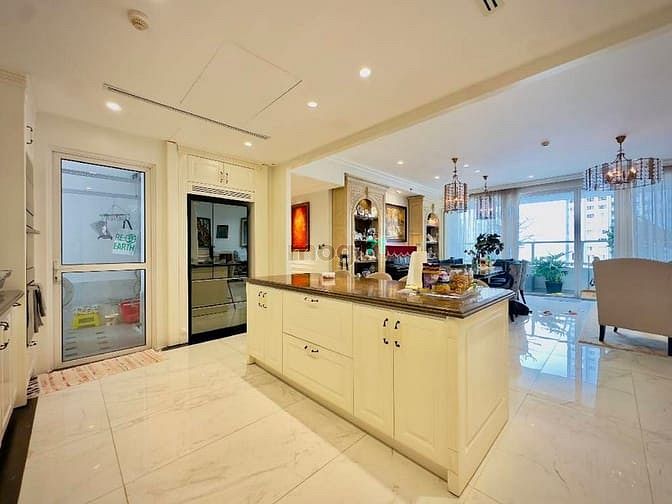 Hình ảnh Bán Biệt thự trên cao Sunrise City Quận 7 Nguyễn Hữu Thọ, 170m2 - 4 PN