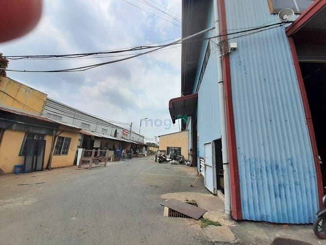 Hình ảnh Cho thuê kho 250m2 mặt tiền Tân Thới Nhất 17, cách Dương Thị Giang 50m