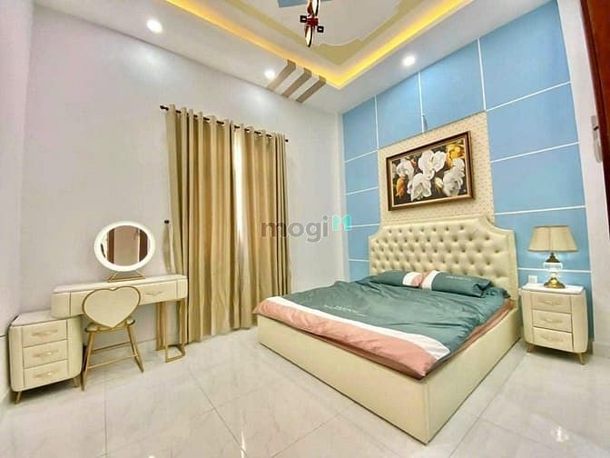 Hình ảnh • Nhà rẻ chốt lẹ HXH HẢI THƯỢNG LÃN ÔNG P.10 Q5 Giá1,890Tr (TL) 44,8m2