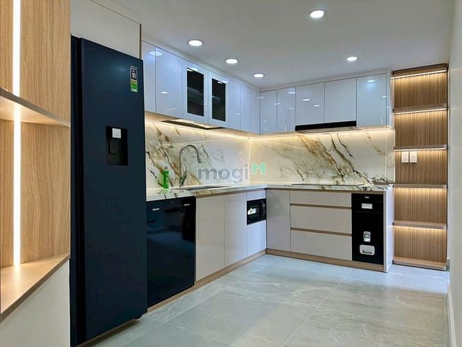 Hình ảnh Bán Duplex Sky Garden 1, 4pn 4wc. Giá chỉ 9.7 tỷ