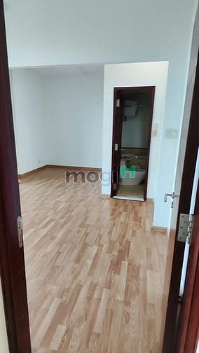 Hình ảnh Chính chủ  cho thuê Mb6623 nạp rút nhanh chóng Sailing Tower view Q1