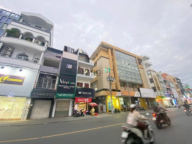 Hình ảnh Cho thuê nhà Hai Bà Trưng – Gần Chợ & Nhà thờ Tân Định - MT >6m