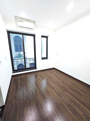 Hình ảnh Bán nhà phân lô Hoàng Quốc Việt 50m2 x 6T, gara ô tô, thang máy,