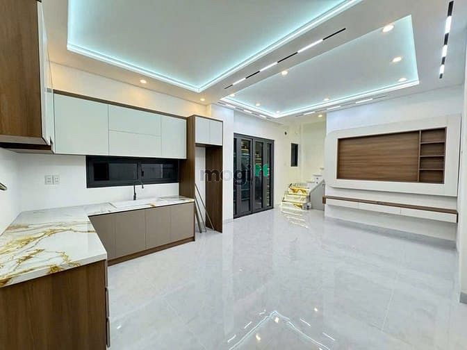 Hình ảnh Căn góc 2 mặt tiền thông thoáng 4 ty 5
